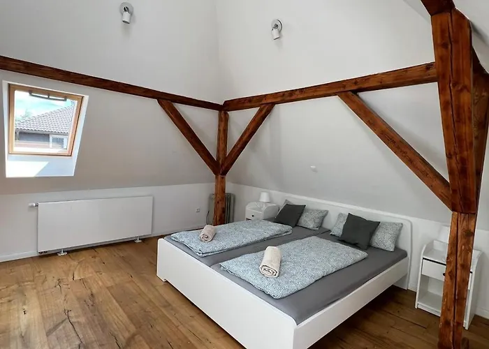 Altbauvilla Im Herzen Von *